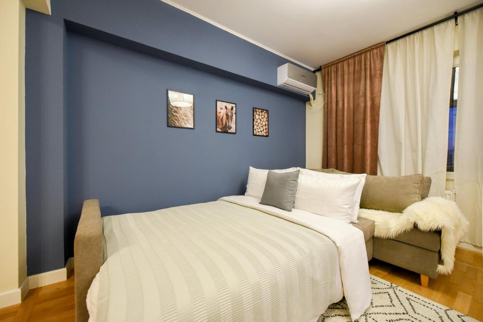 City Living At Its Best - Spacious 2 Bedroom Apartment On Calea Victoriei Bucarest Esterno foto
